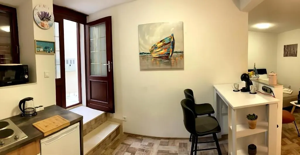 Studio Apartment Mezo Near Diocletian Palace 스플리트 크로아티아
